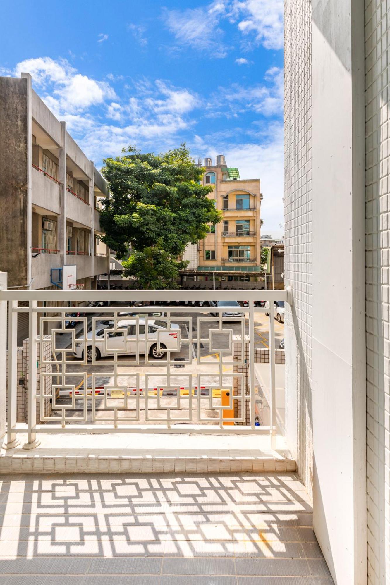 32小巷弄 Hotel Tainan Exterior photo